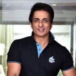 Lockdown ने छीनी एक ही गांव की 50 लड़कियों की जॉब, सोनू सूद ने बढ़ाया मदद का हाथ