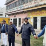 किसानों के समर्थन में महागठबंधन ने मशरक में बनाई मानव शृंखला