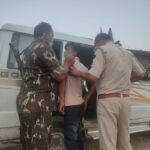 हरपुर के शराब माफिया रविकांत ऊर्फ नन्हू को बनियापुर पुलिस ने किया गिरफ्तार जबकि दो अन्य फरार