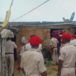 अवैध बालू खनन में 21 ट्रक 12 ट्रैक्टर जब्त