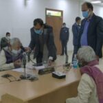 अरे लगाओ तो फोन, जनता दरबार में वृद्ध की शिकायत सुन CM नीतीश हैरान