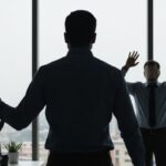 हेडमास्टर ने जवाब-तलब पर बीएसए को बेल्ट से पीटा, लगाया ये आरोप;