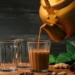 जरूरत से ज्यादा चाय पीने वाले हो जाएं सावधान