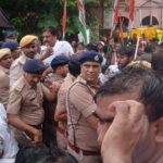 पटना में सीएम आवास घेरने निकले युवा कांग्रेस वर्करों पर लाठीचार्ज